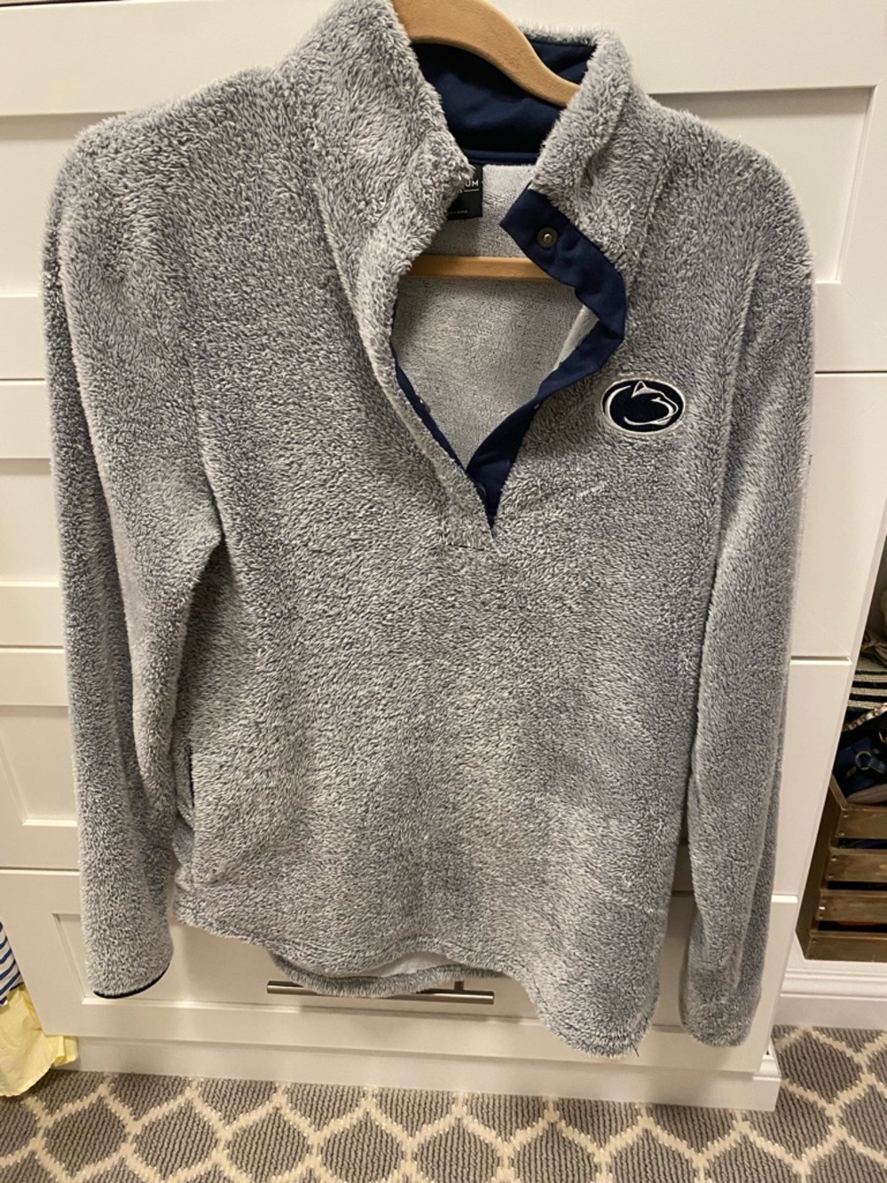 Colosseum Men's Light Gray Fleece Zip-Up with Navy Trim
